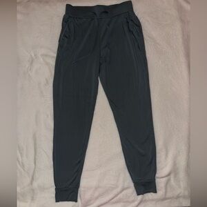 Cozy Earth Women’s Joggers